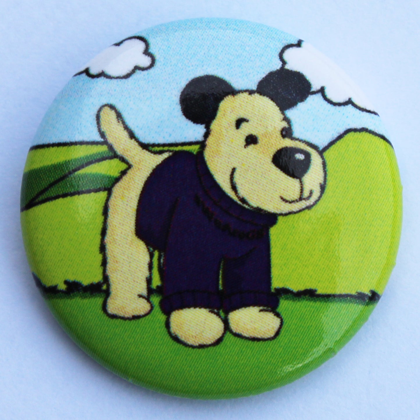 BADGE - PIN, GILBERT THE DOG